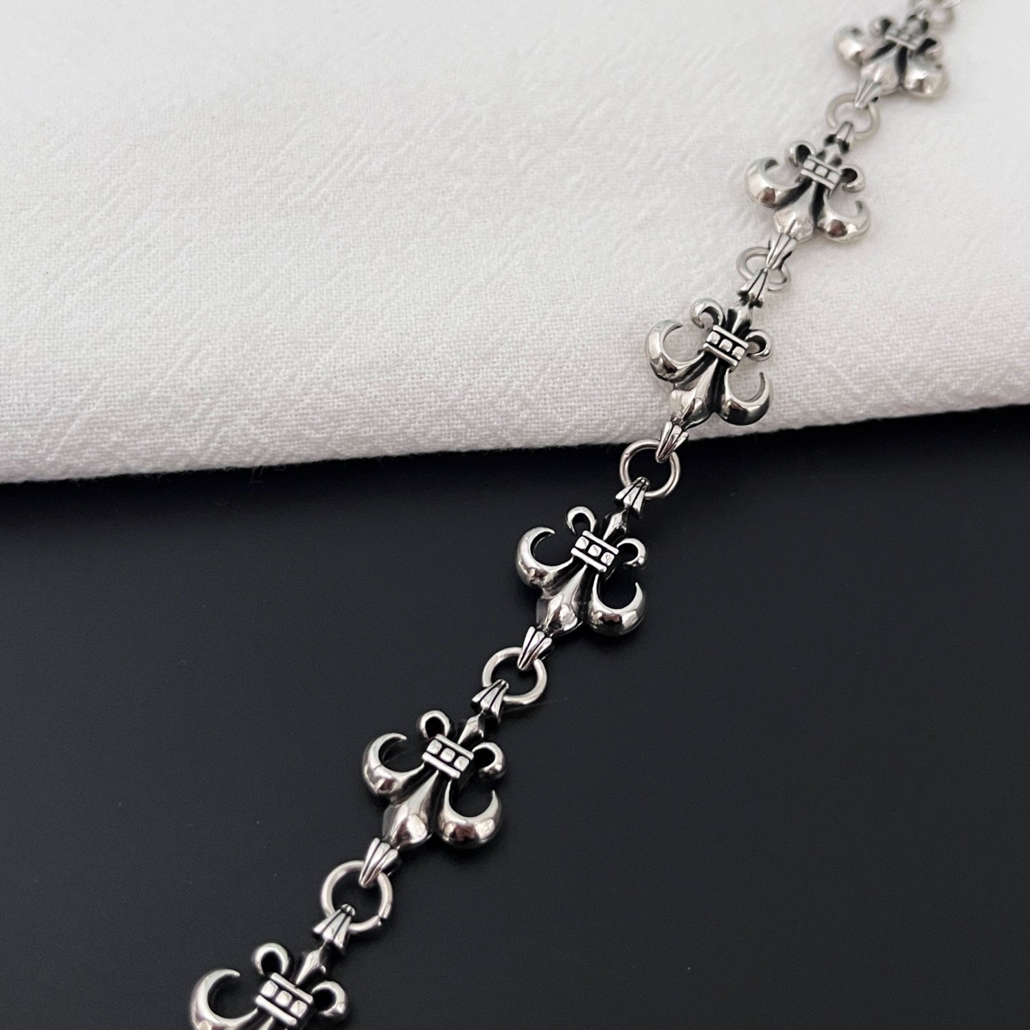 European and American cross-border vintage cross-border cross bracelet, fashionable trendy bracelet, unisex, personalized high-end bracelet