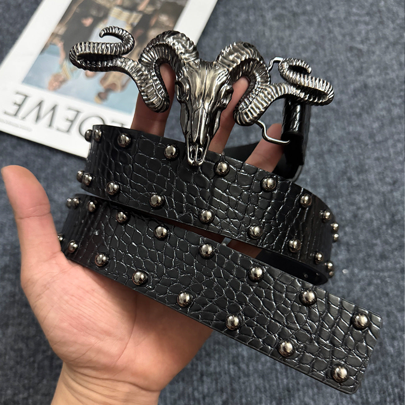 Punk Style Metal Ram Head Riveted Belt, Subculture Vintage Distressed Belt, Unisex Trendy Waist Chain