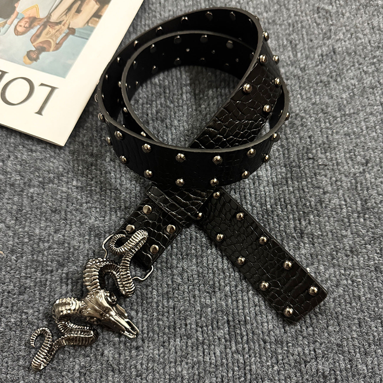Punk Style Metal Ram Head Riveted Belt, Subculture Vintage Distressed Belt, Unisex Trendy Waist Chain