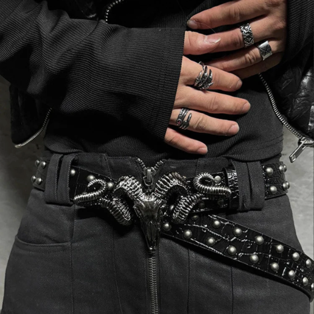 Punk Style Metal Ram Head Riveted Belt